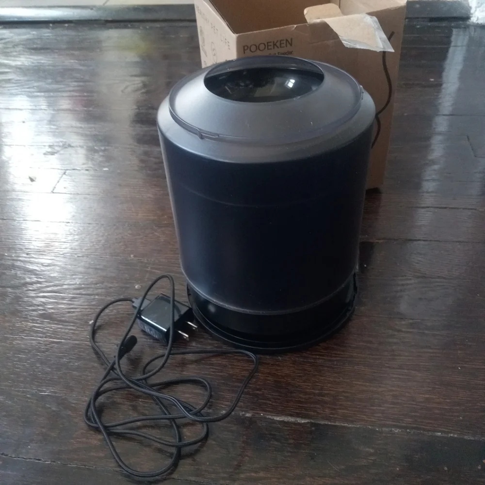 Pooeken open box